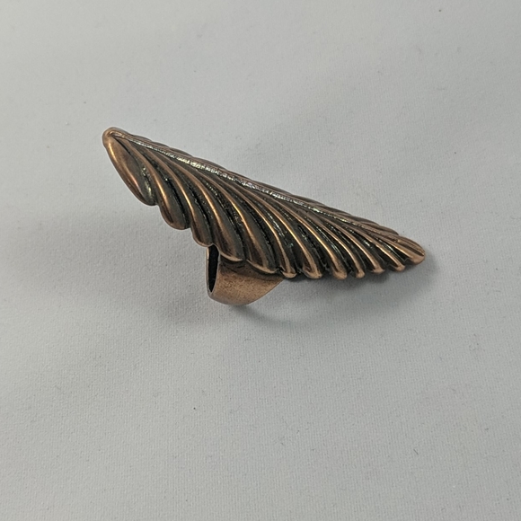 leaf ring - Picture 3 of 4